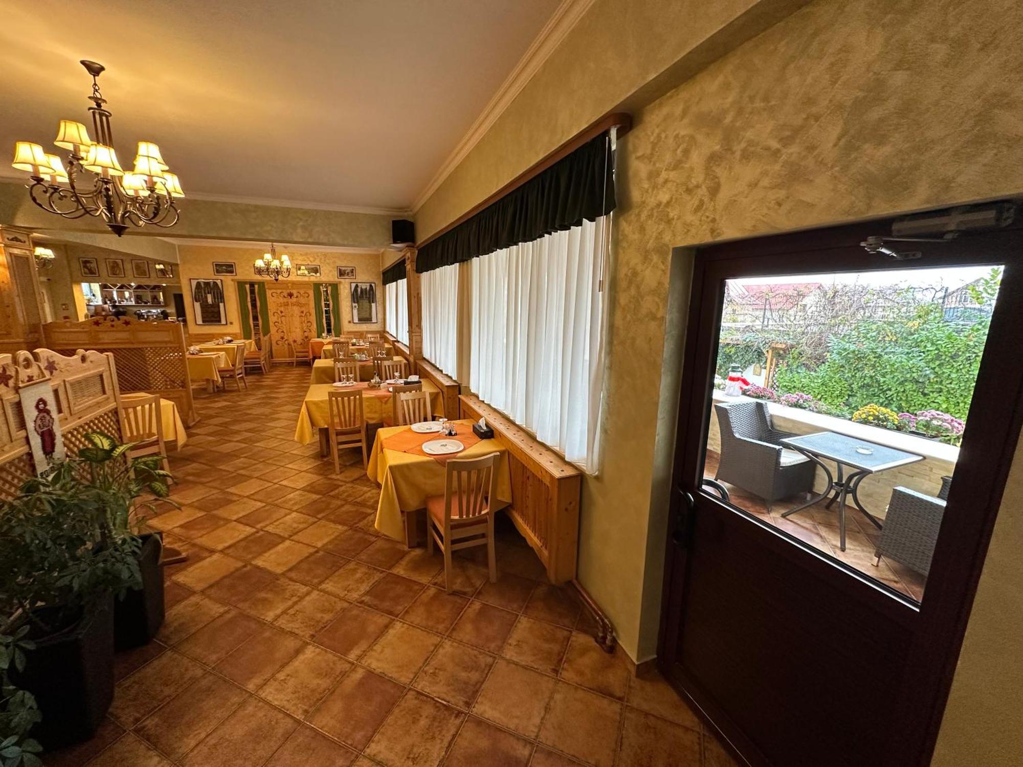 Casa Maria Arges Hotel Piteşti Exterior foto