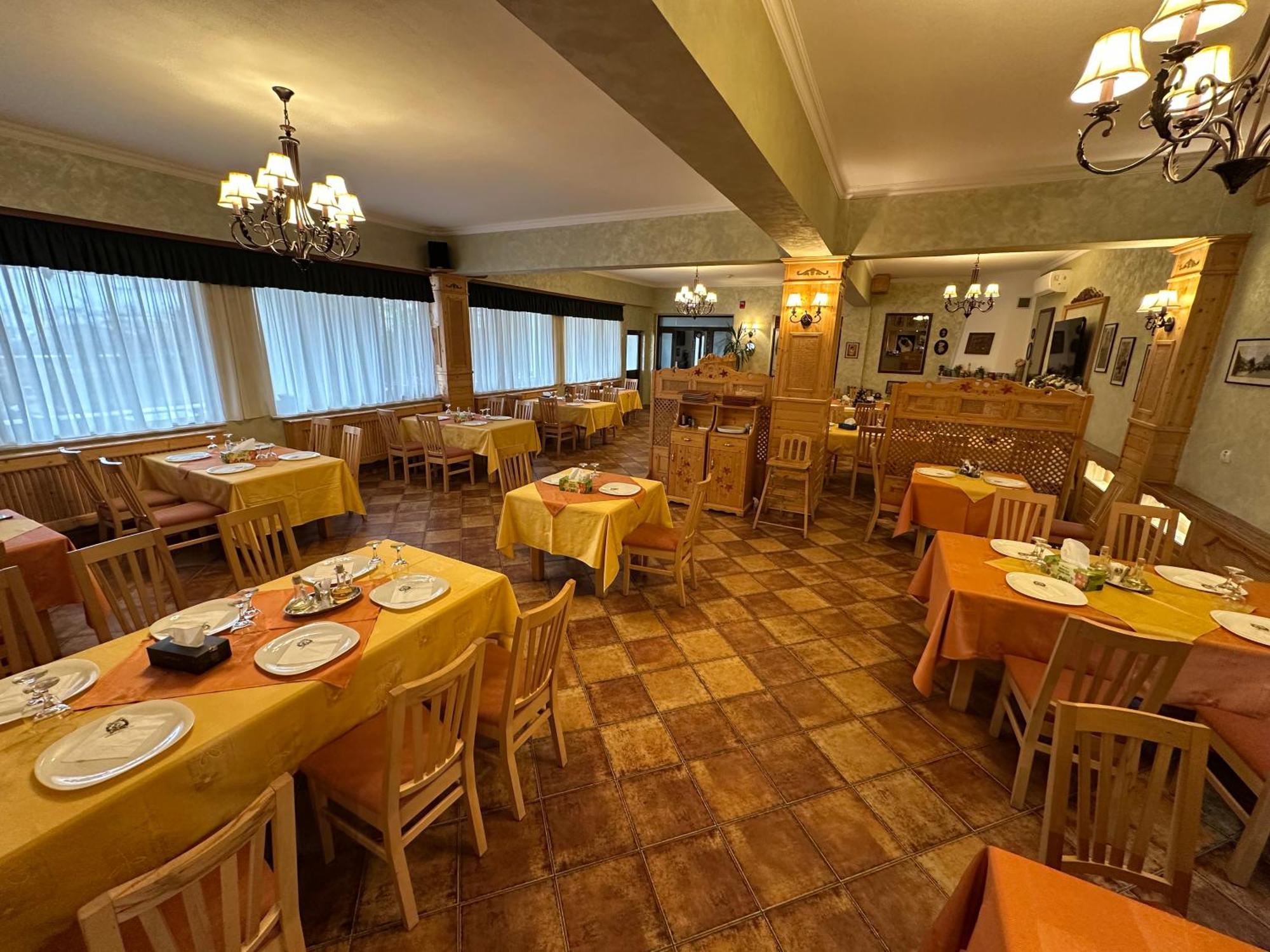 Casa Maria Arges Hotel Piteşti Exterior foto